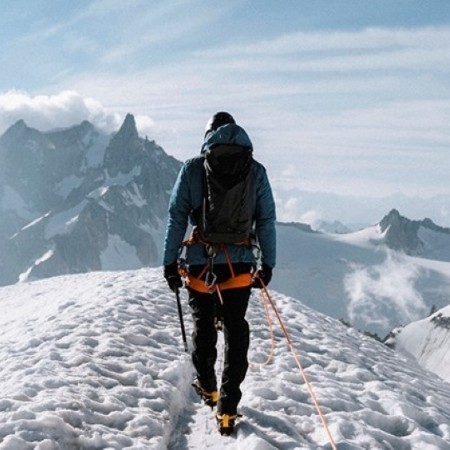 Decisions at the Edge: A NEW workshop on performance under pressure